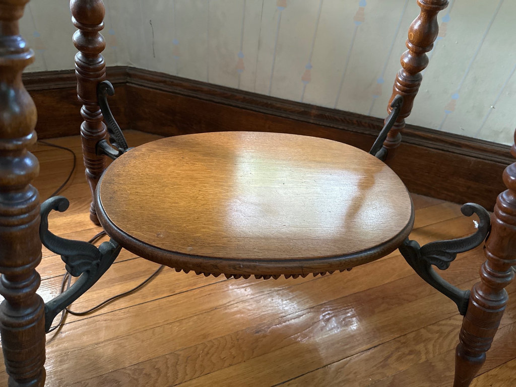 Vintage wooden table with two-tier design - image 4 of 9