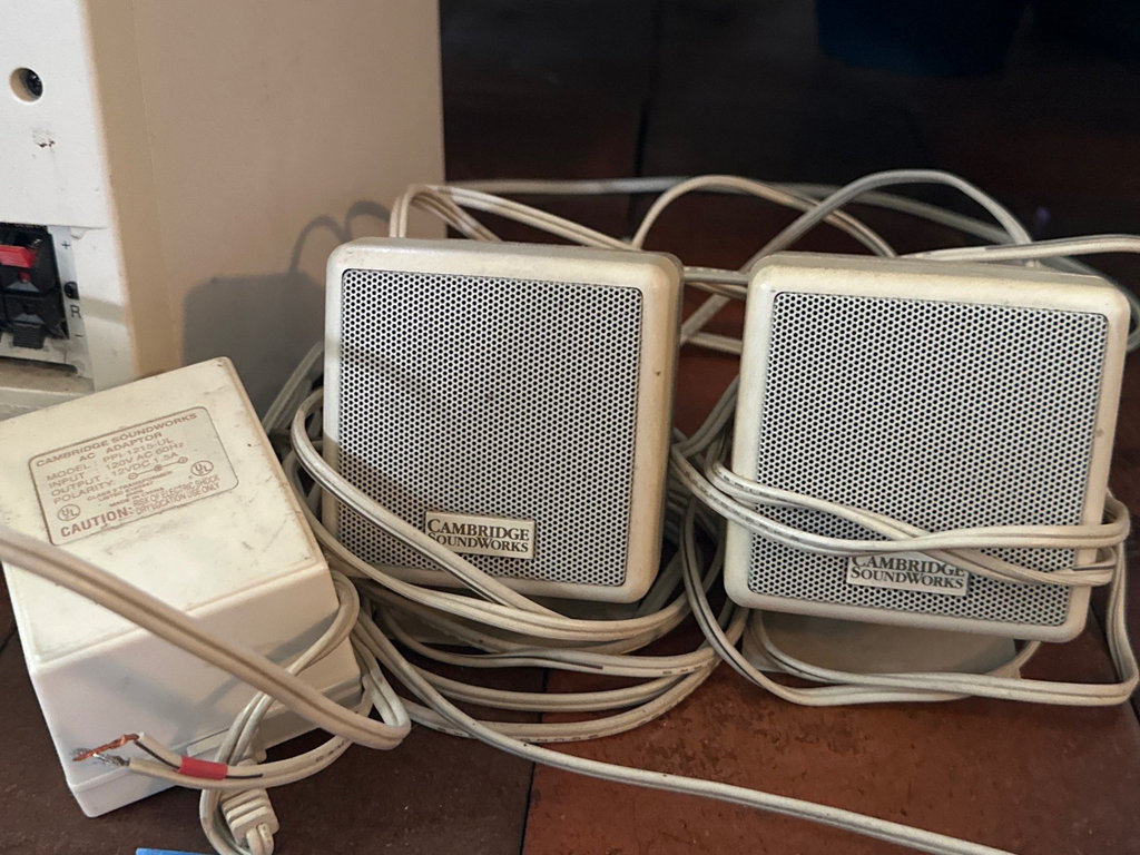 Cambridge SoundWorks 12V speaker system with subwoofer and two satellite speakers - image 4 of 4
