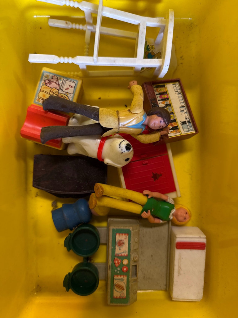 Assorted Vintage Children's Toys, Games, Books, and Craft Supplies - image 10 of 29
