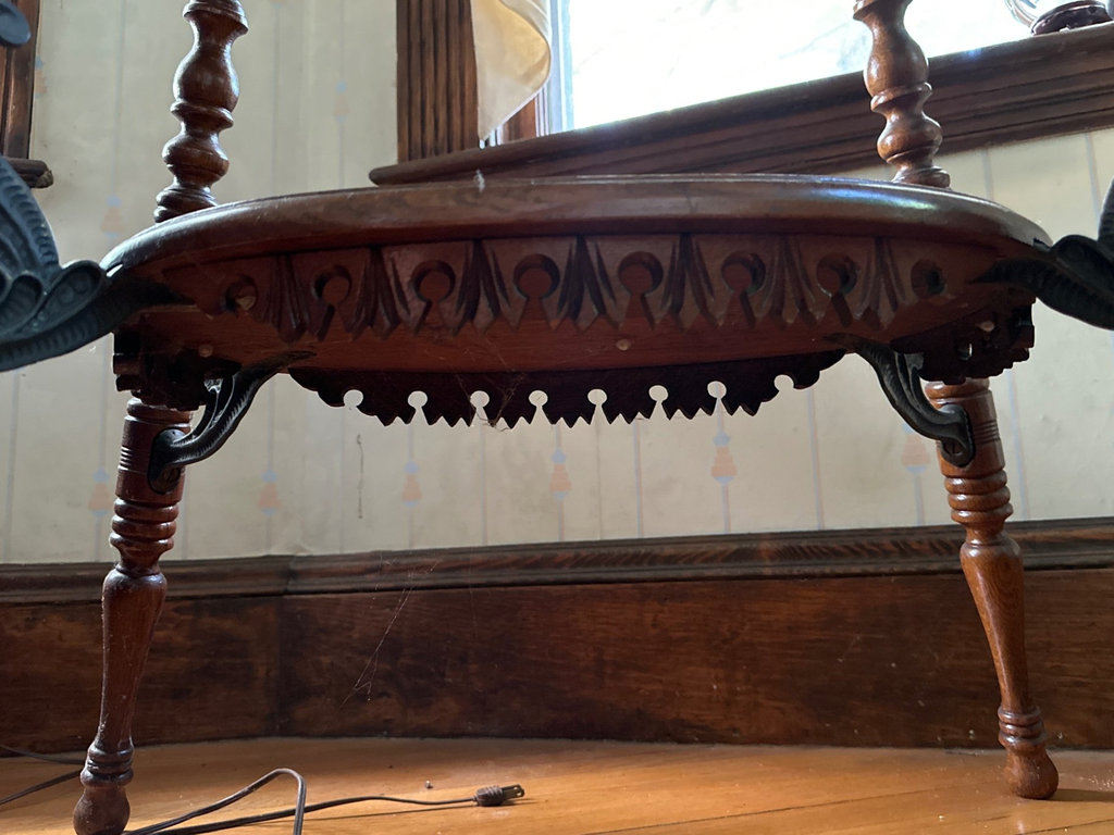 Vintage wooden table with two-tier design - image 6 of 9