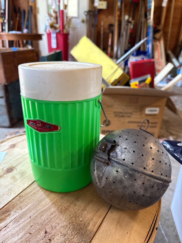Assorted Kitchenware and Home Items - image 9 of 19