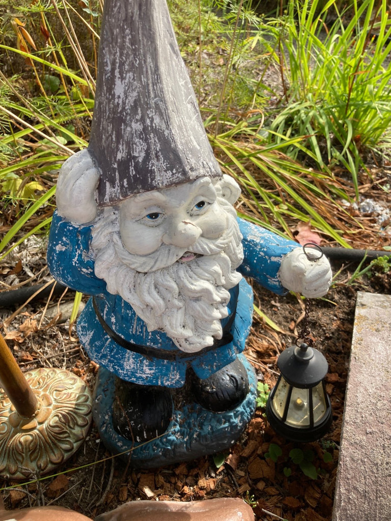 Garden ornaments/statues - image 2 of 2
