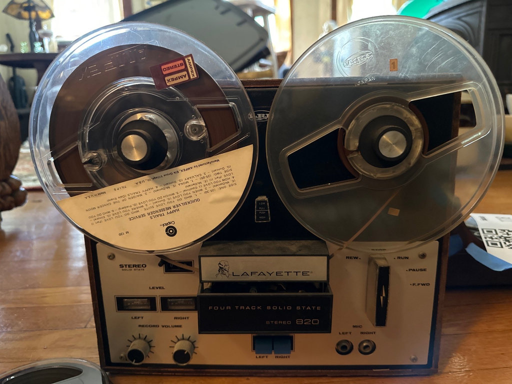 Vintage Lafayette RK-820 stereo tape deck with reels - image 5 of 6