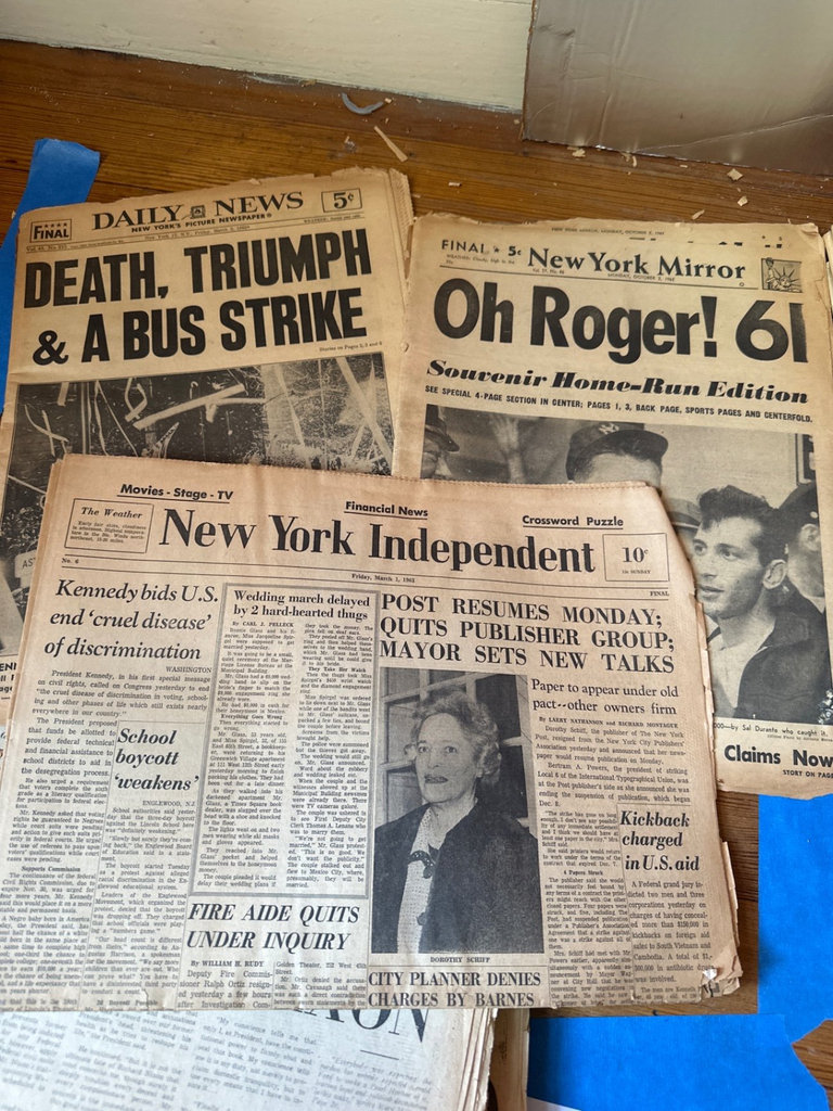 Vintage newspapers and a LIFE Woodstock Special Edition magazine - image 7 of 7