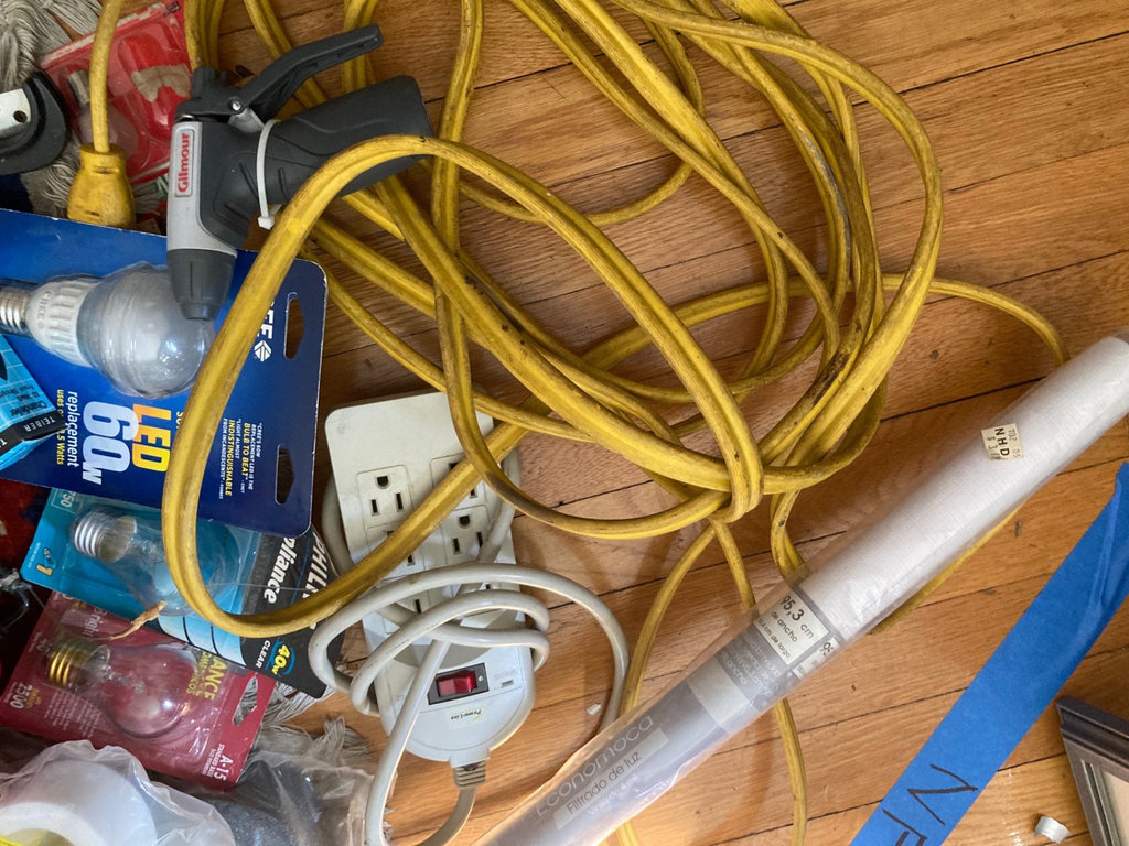Assorted power tools and hardware - image 4 of 4