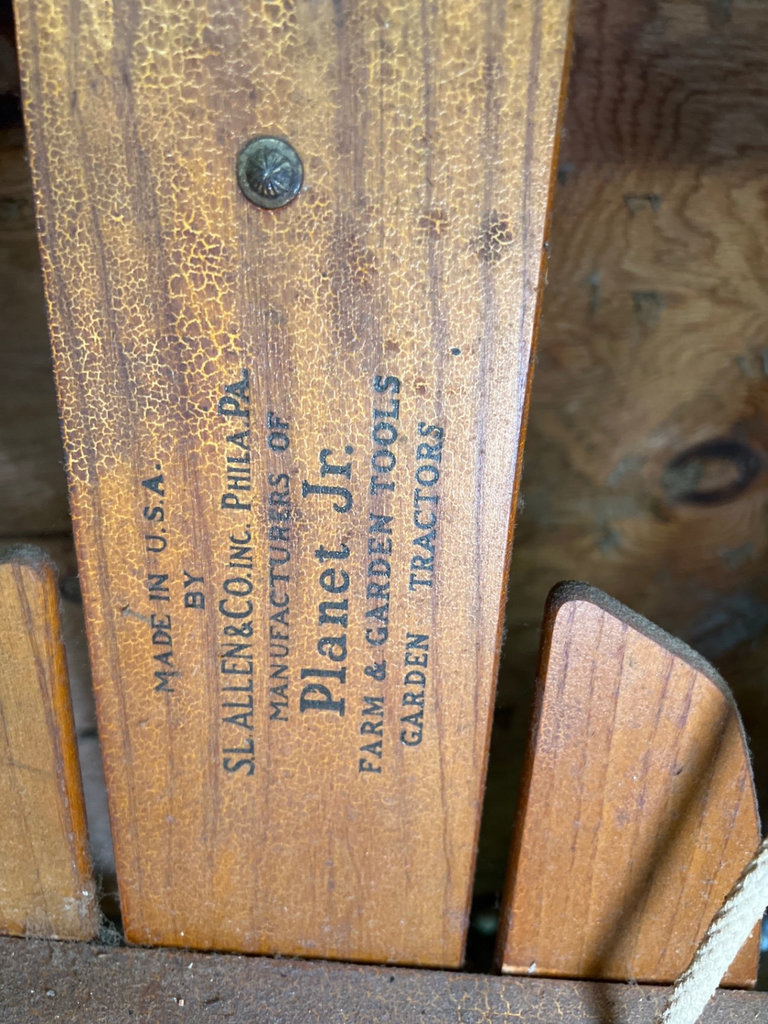 Vintage Flexible Flyer and other wooden sleds - image 5 of 8