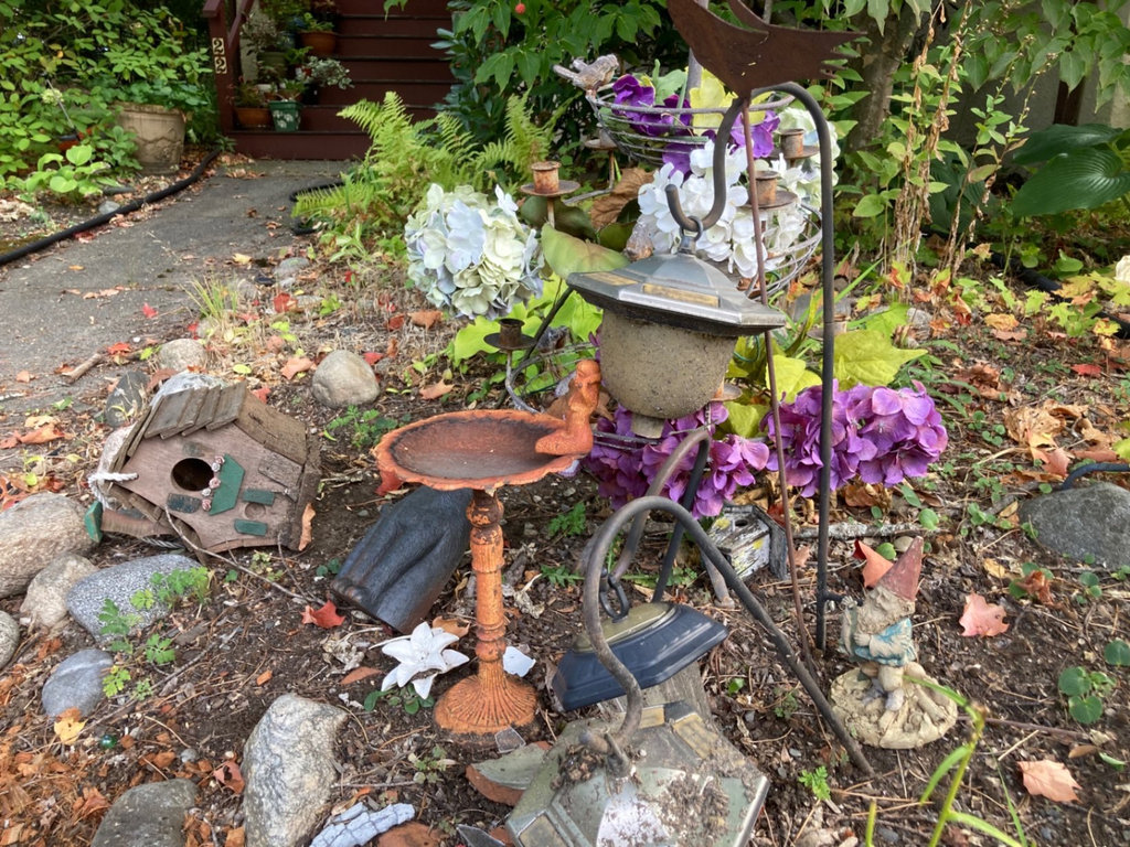 garden decor with bird bath and stained glass ornament - image 4 of 6