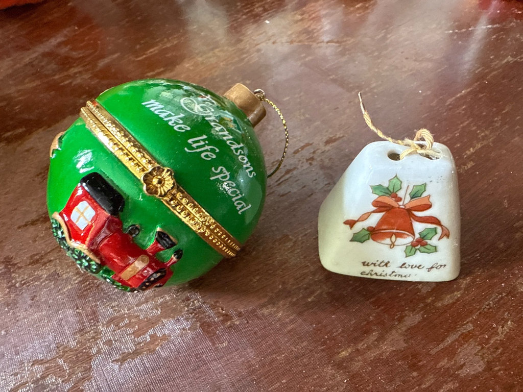 Lumistella, Lefton, Precious Moments and more Christmas Figurines and Ornaments Collection - image 15 of 26