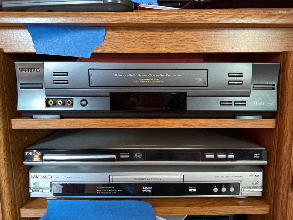 Toshiba VCR, Philips DVD/CD Player, and Panasonic DVD-S25 - image 1 of 4