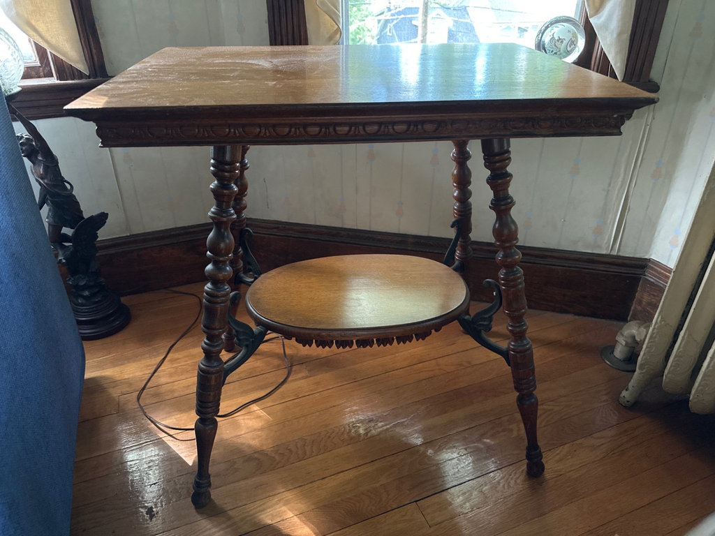 Vintage wooden table with two-tier design - image 3 of 9