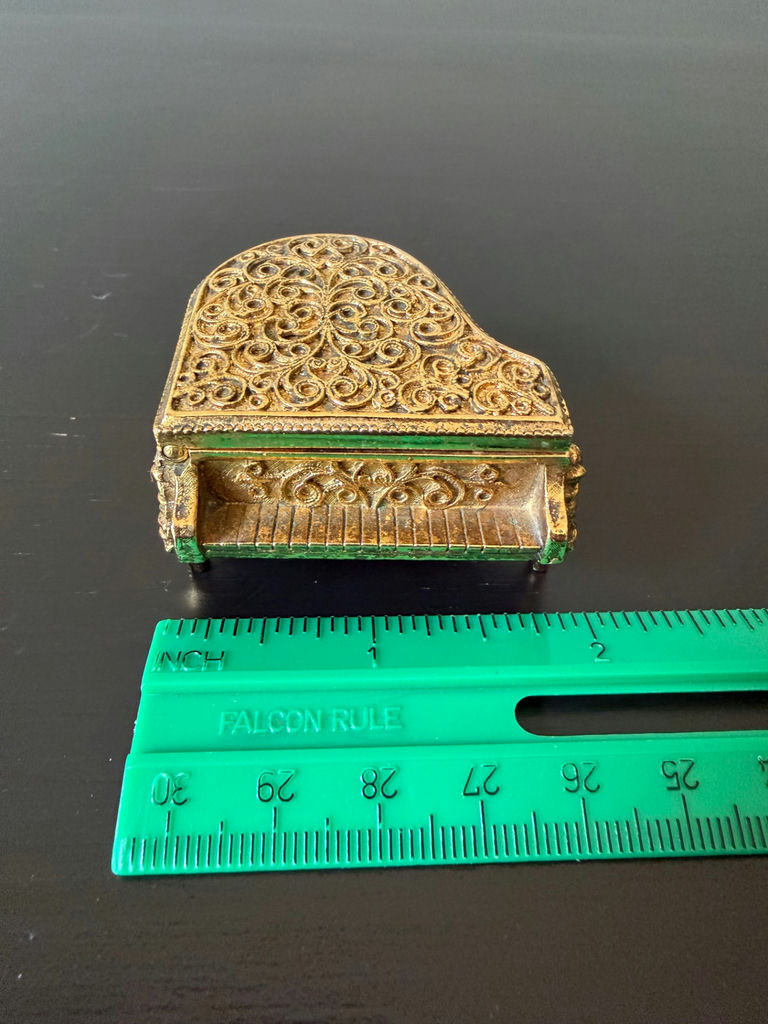 Vintage Avon & Stanley (Stanhome) items - image 23 of 26