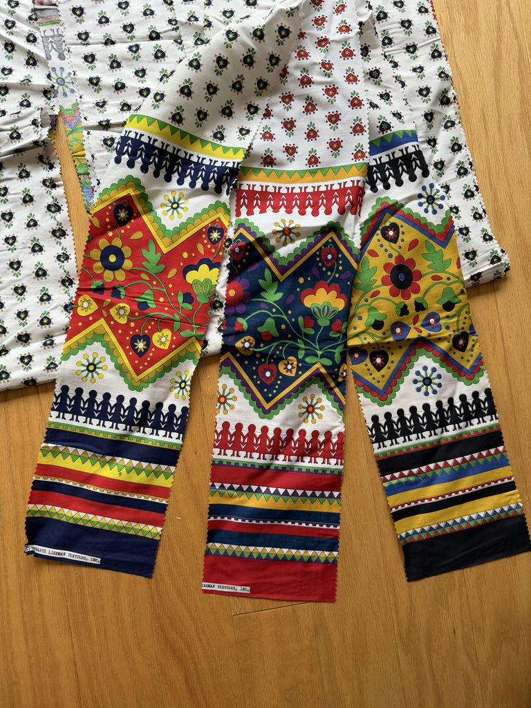 Vintage Fabric Samples for Quilting and Crafts - image 23 of 24