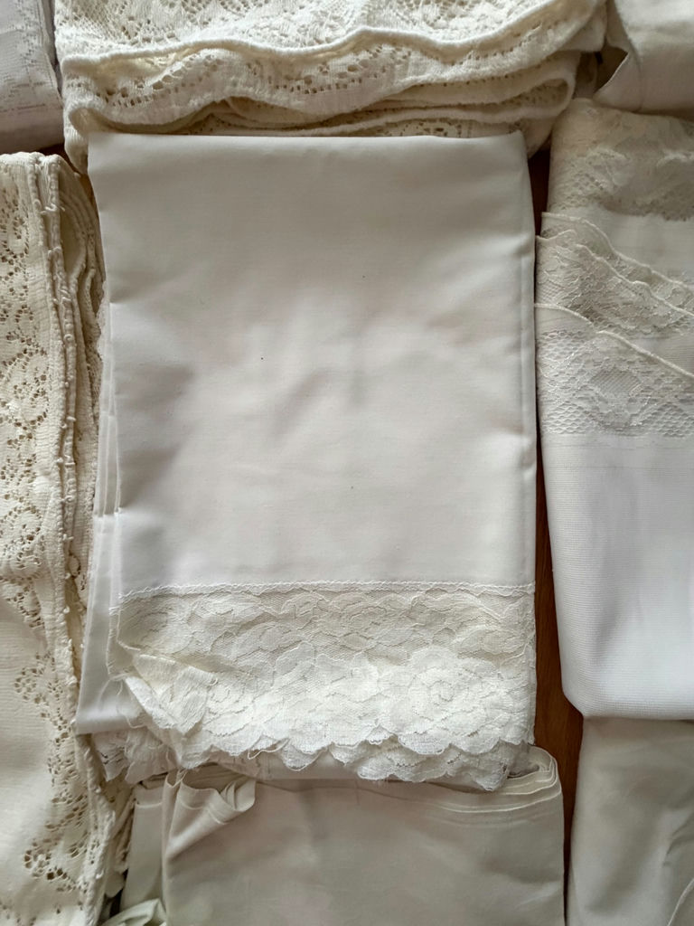 Vintage Tablecloths - Group B - image 8 of 14