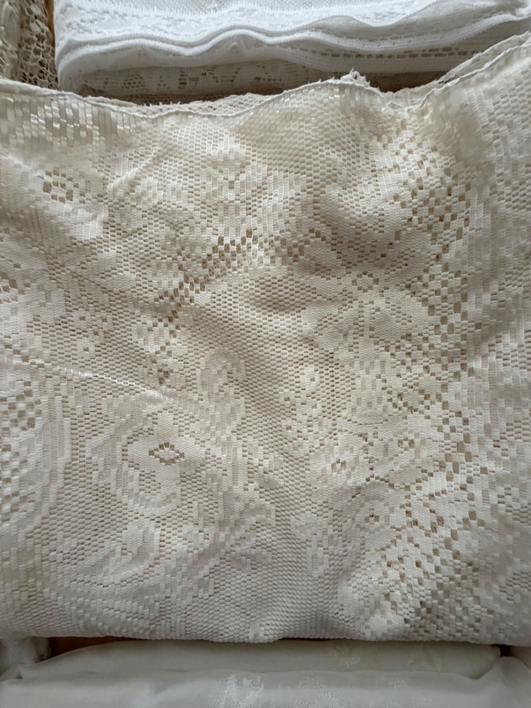 Vintage Tablecloths - Group A - image 9 of 13