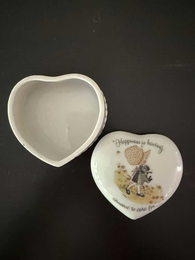 Vintage Trinket Boxes - One Music Box - image 10 of 15