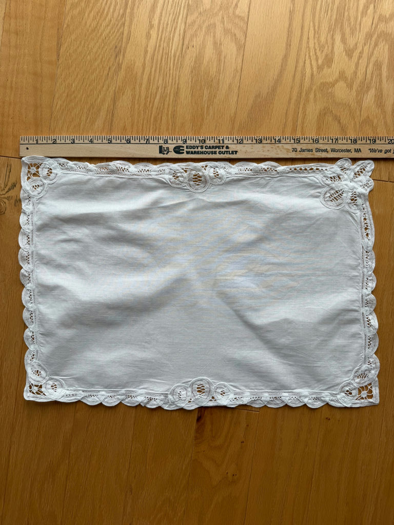 Vintage Linens - Hand Towels, Doilies, Other - image 11 of 14