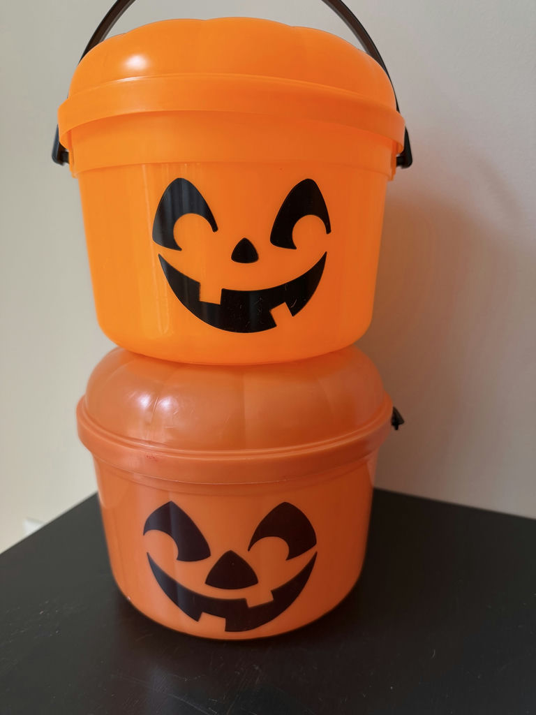 Vintage Halloween McDonald’s Pails, Popcorn Jack O’Lantern & Hallmark Cookie Cutters - image 6 of 13
