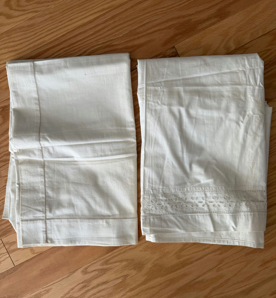 Vintage Bed Linens And Curtains - image 12 of 14