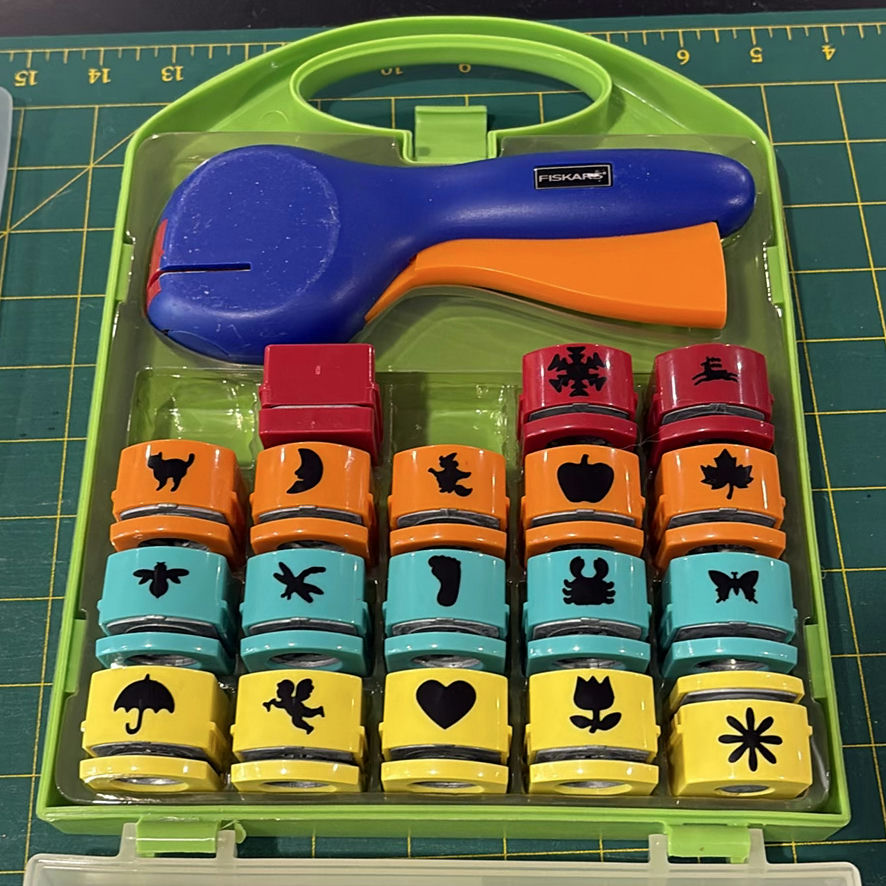 Fiskars Craft Punches, Templates, Rulers, and Rubber Stamp Set - image 5 of 11