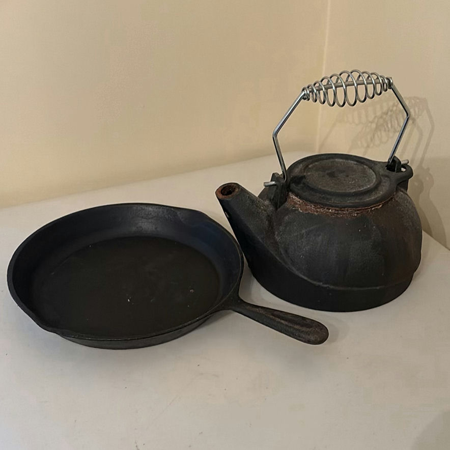 Cast Iron Skillet and Kettle - image 1 of 13