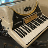 Piano Accordion with Carrying Case - thumbnail 2 of 18