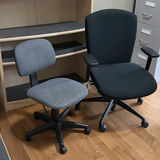 Two Rolling Office Chairs - thumbnail 3 of 4