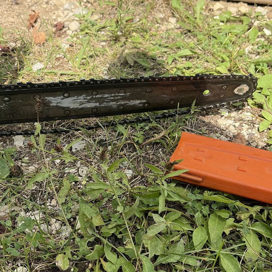 Stihl 011AVT Chainsaw - image 7 of 7