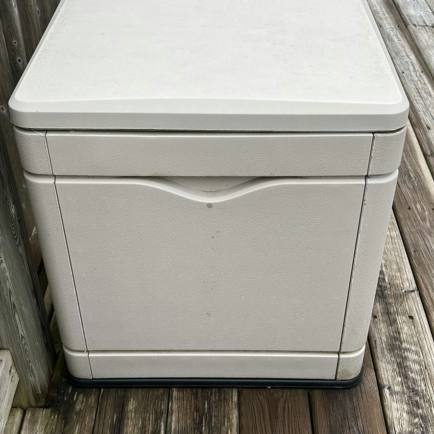 Lifetime Outdoor Storage Deck Box - image 5 of 12