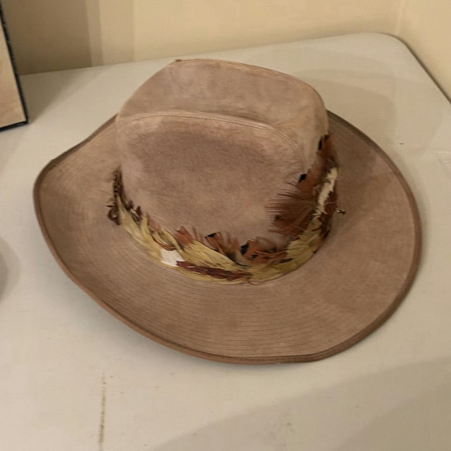 Hush Puppies Hat and Florsheim Boots - image 3 of 18