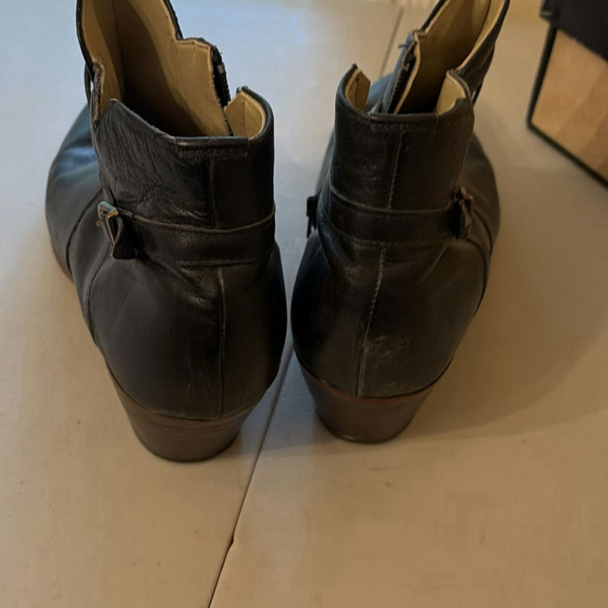 Hush Puppies Hat and Florsheim Boots - image 18 of 18