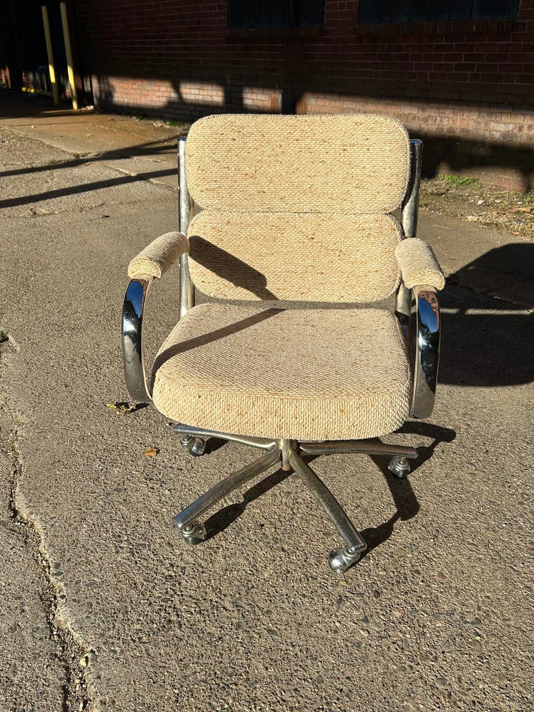 Mid-Century Upholstered Swivel Chair Made in Canada - image 4 of 6