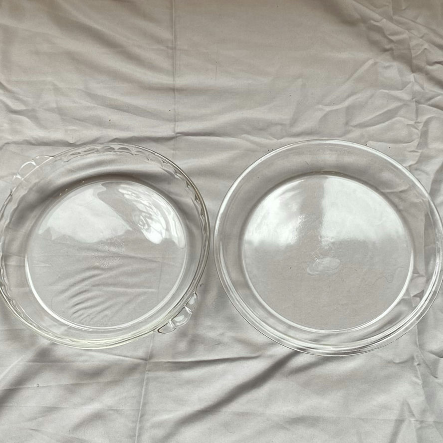 Pyrex Baking Dishes - image 2 of 3