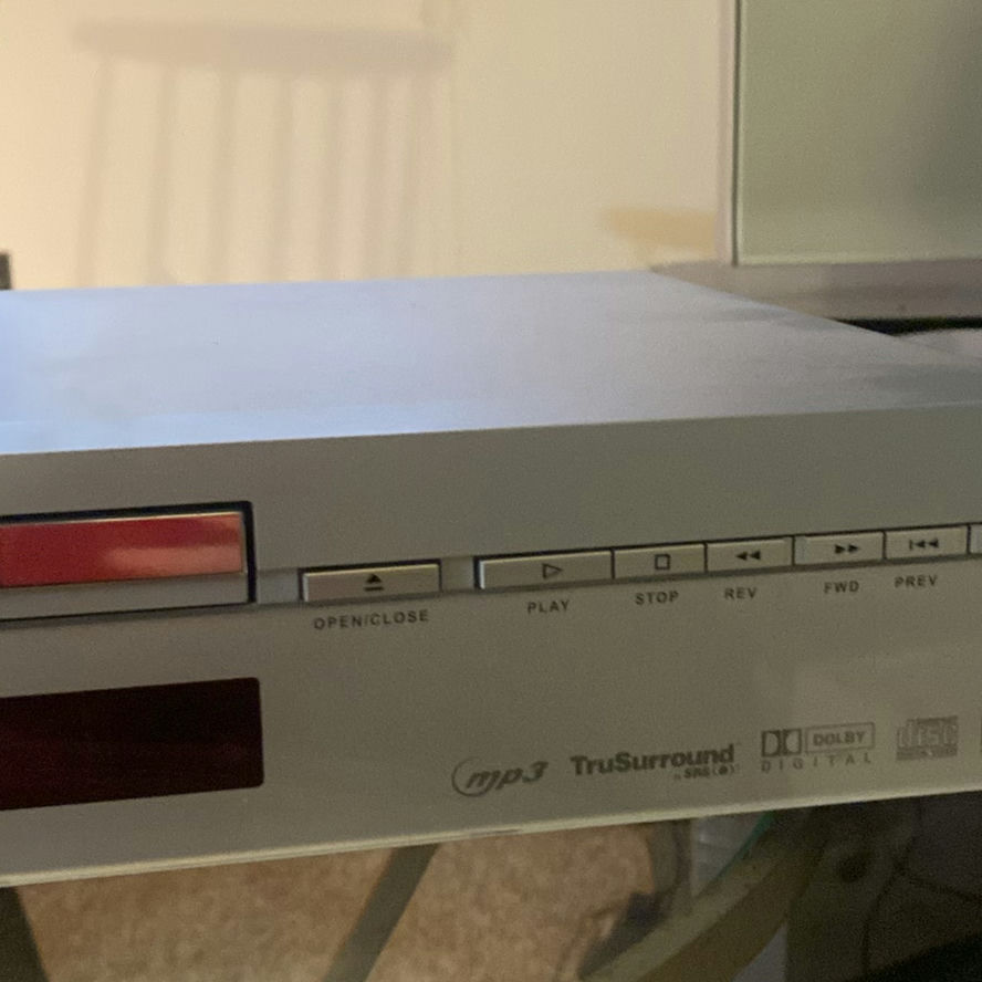 RCA DRC220 DVD and CD Player - image 3 of 6