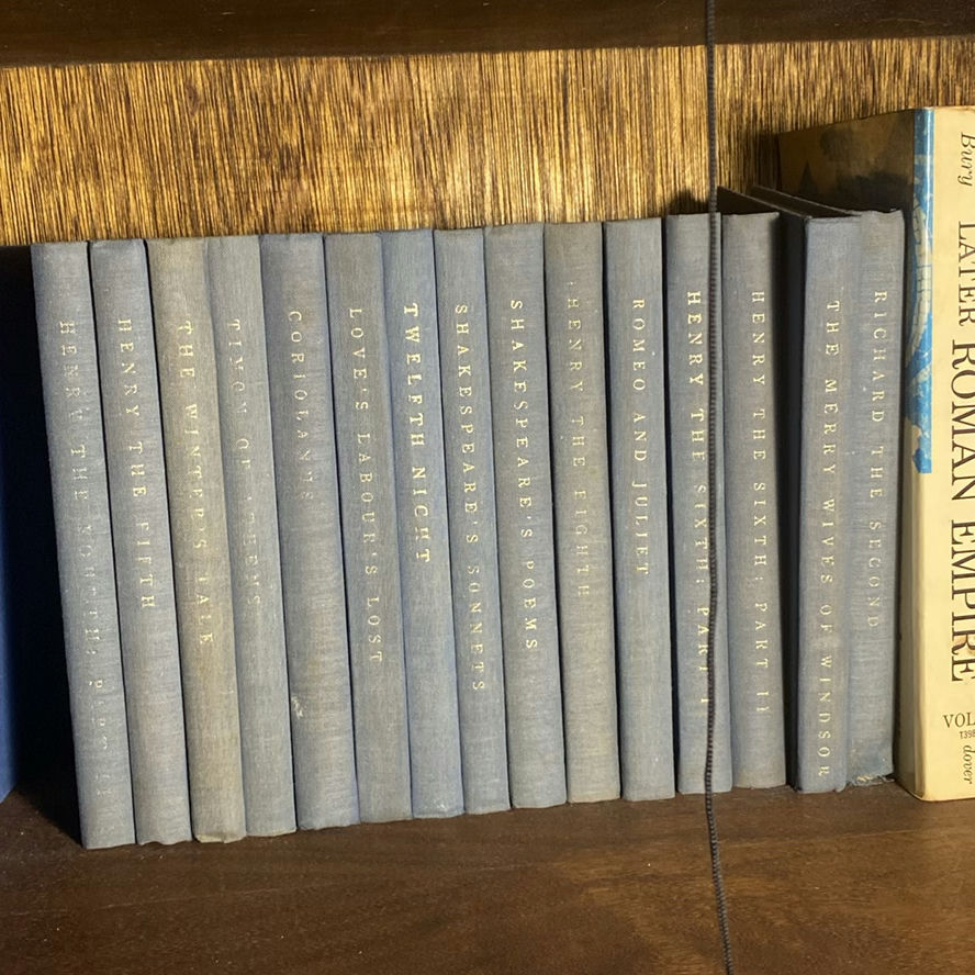 The Yale Shakespeare Hardcover Book Collection - image 3 of 6