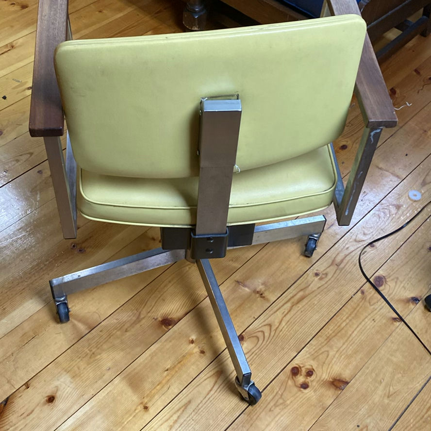 Cosco Mid Century Modern Swivel Desk Chair - image 2 of 10