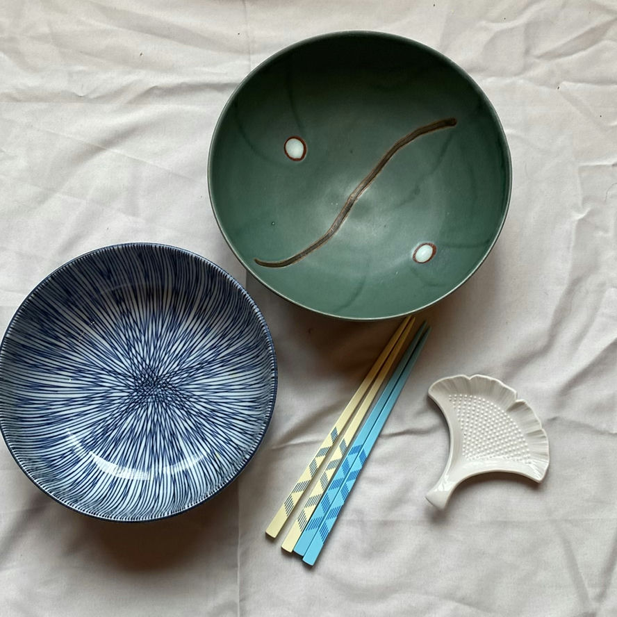 Japanese Dishwater Lot - image 1 of 3