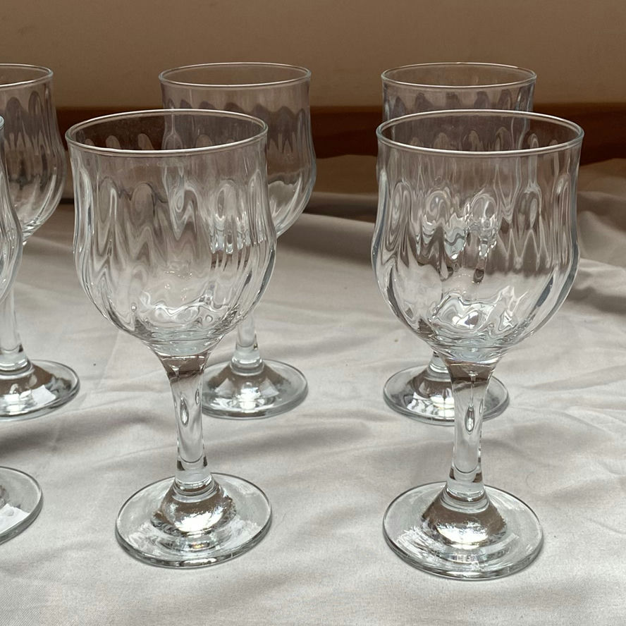 Stuart Crystal Hampshire Pattern Port Wine Glasses Set of Eight - image 2 of 3