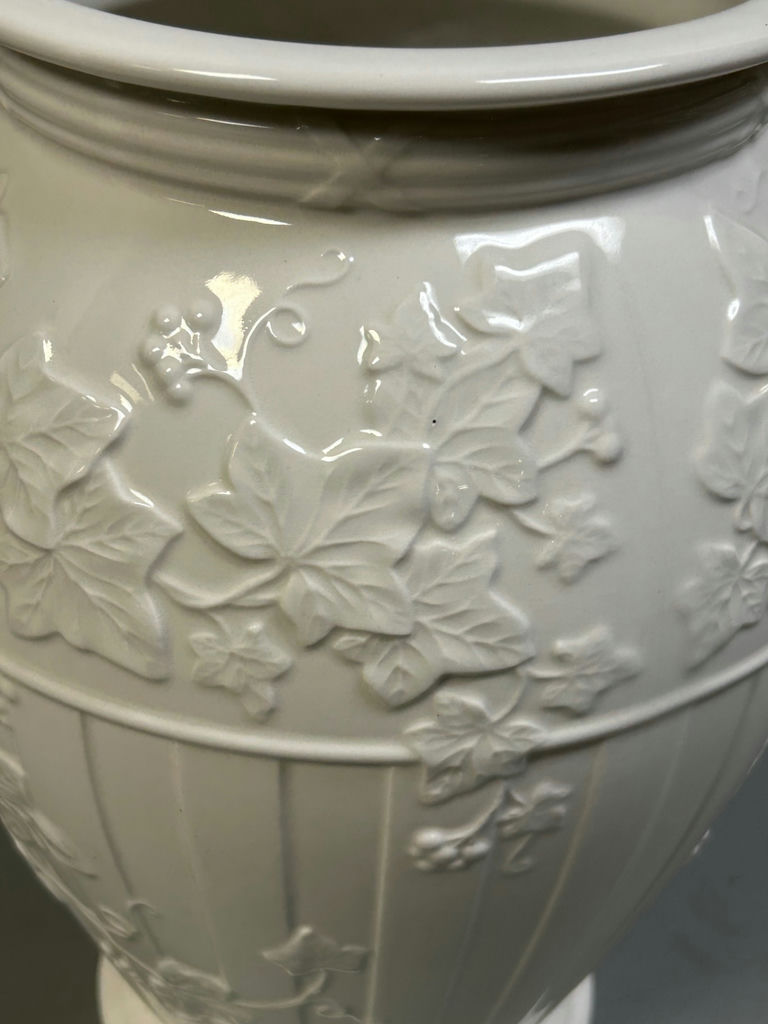 Wedgwood Doric Ivy  Flower Vase Large  - image 8 of 8