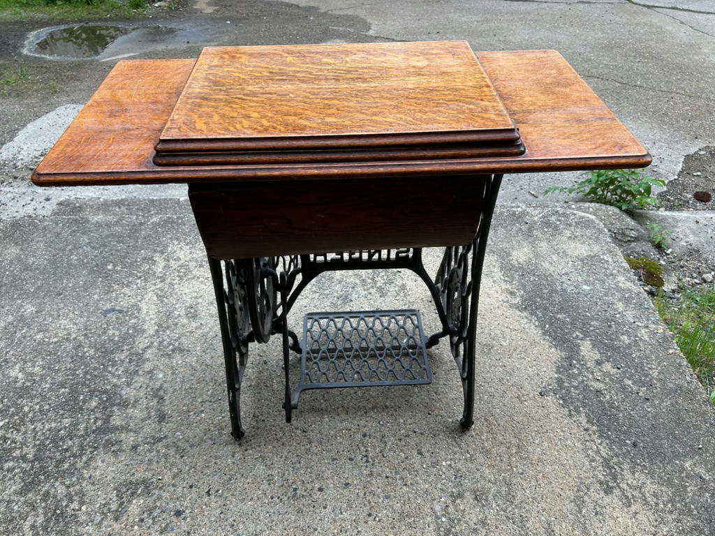 Singer Sewing Machine Case  - image 4 of 10