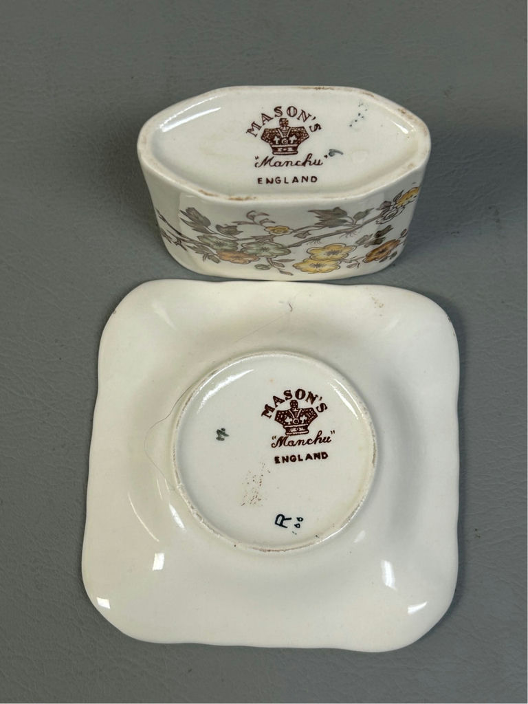 Misc Porcelain and Pottery Items - image 9 of 11