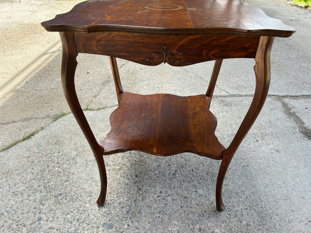 Bow Legged Scalloped Edge Side Table - image 4 of 5