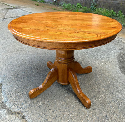 Oak Roud Dinning Table - Image 1 of 6