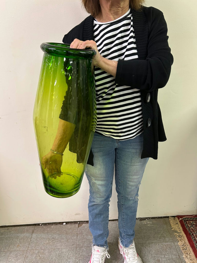 Hand Blown Art Glass Flower Vases  - image 3 of 12