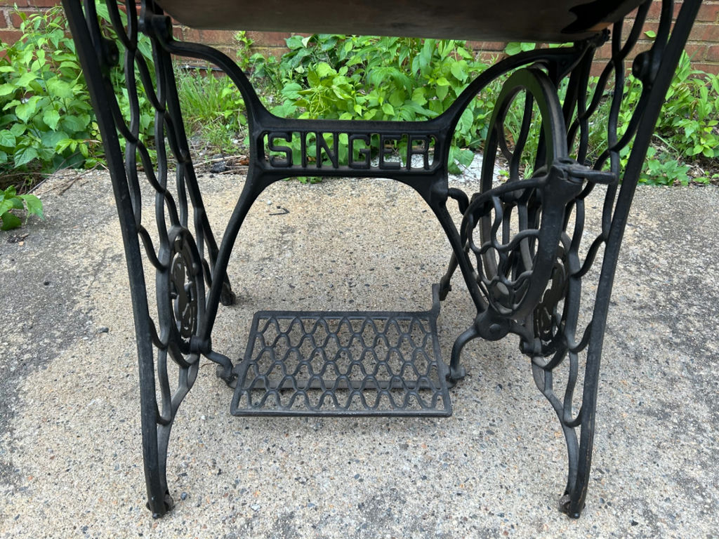 Singer Sewing Machine Case  - image 2 of 10