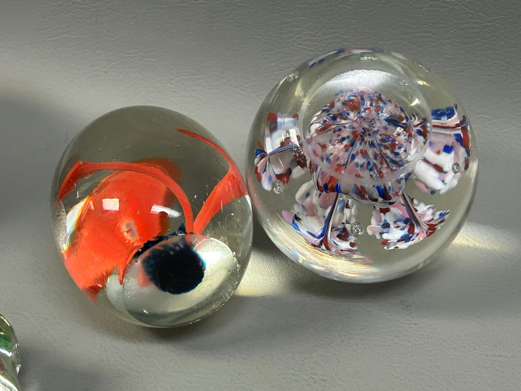 Art Glass Paperweights  - image 9 of 9