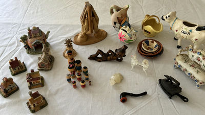 Collection of Vintage Miniatures - Image 1 of 5
