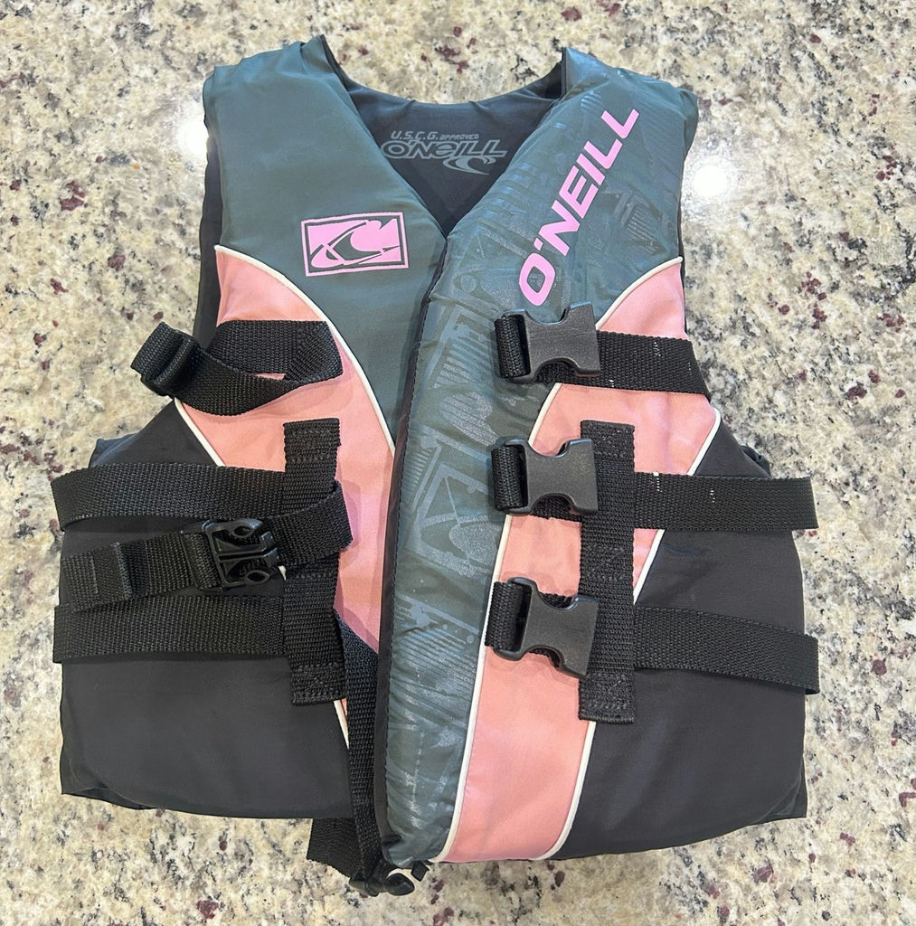 O'Neill Youth USCG Type III Life Jacket Vest, Pink/Black, 50–90 lb - image 1 of 4