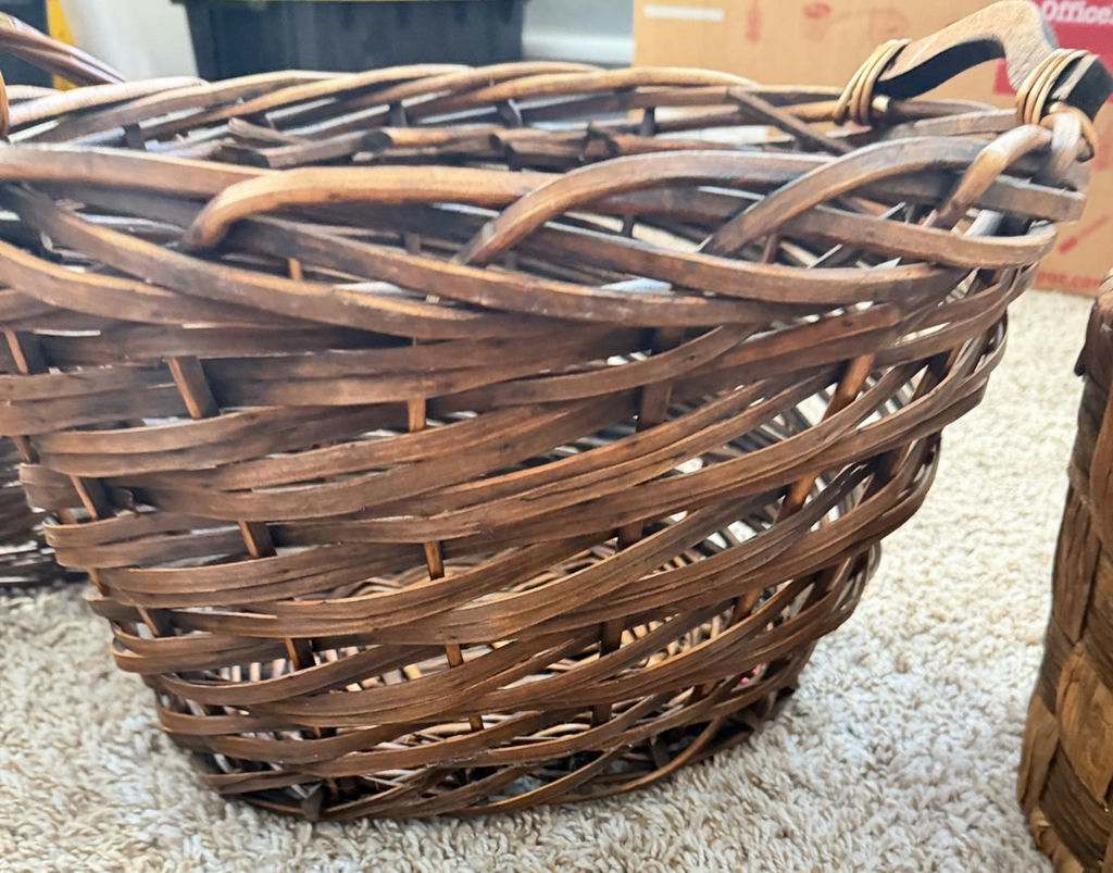 Lot of 4 Wicker, Wood and Fabric-Lined Decorative Baskets with Handles - image 3 of 5