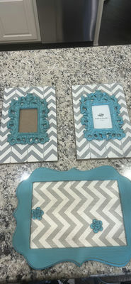 Teal ornate picture frames on chevron boards - Image 1 of 6