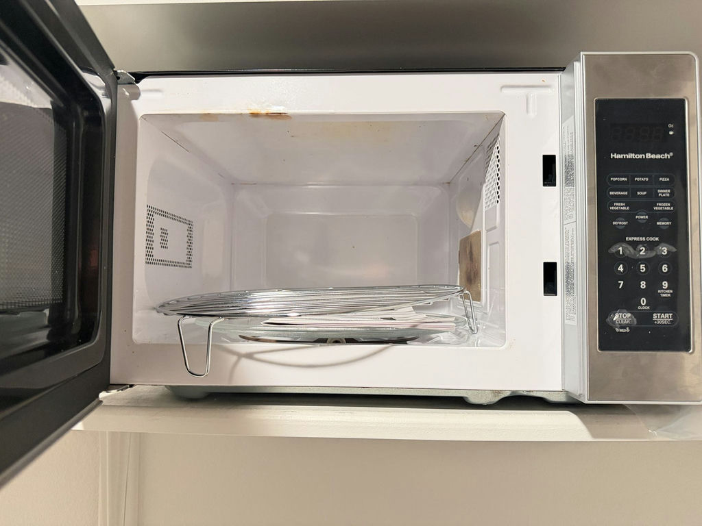 Hamilton Beach Stainless Steel Countertop Microwave - image 2 of 3
